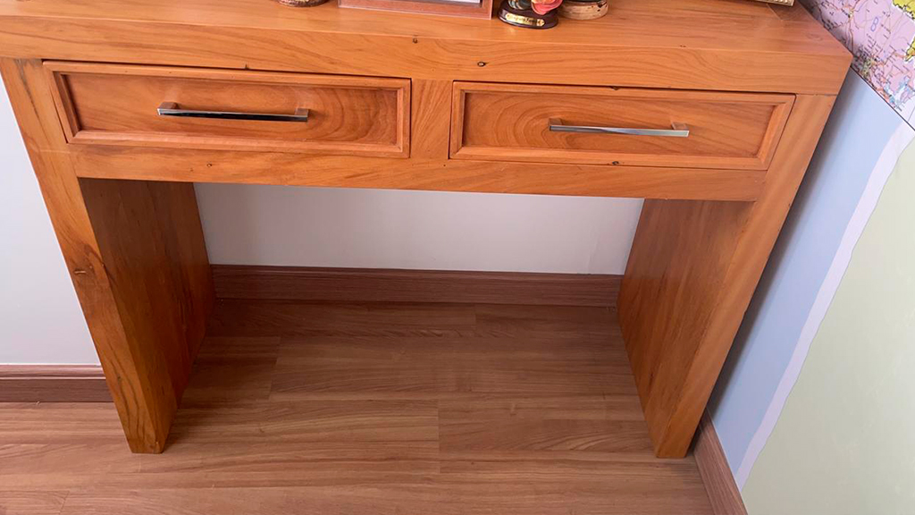 10 – Aparador 2 gavetas – linha reta