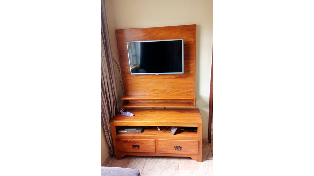 34 – Rack acoplado a Painel para TV