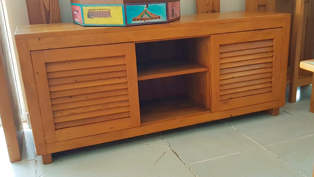 38 – Rack com portas de correr