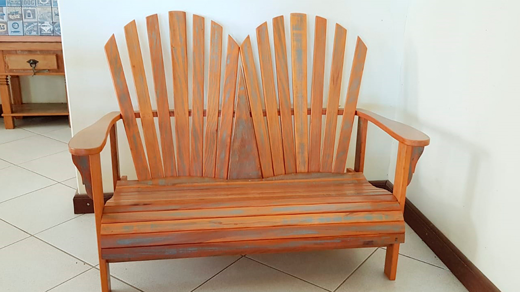 62 – Cadeira Pavão estilo namoradeira 2 lugares